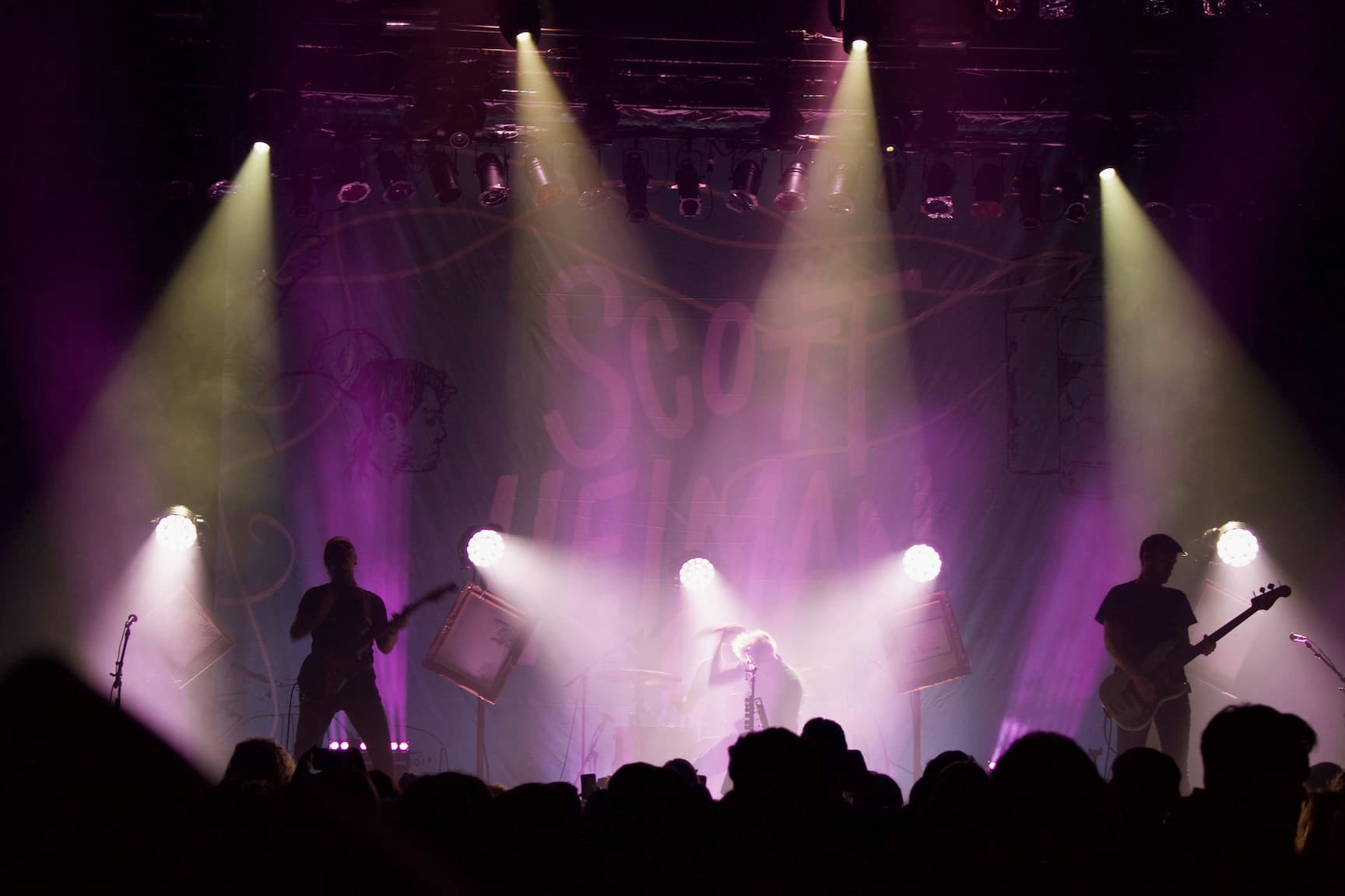 7 Occasions That Deserve a Personalised Song